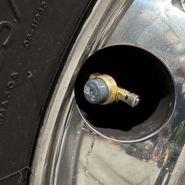 Flow Through TPMS Sensor fitted